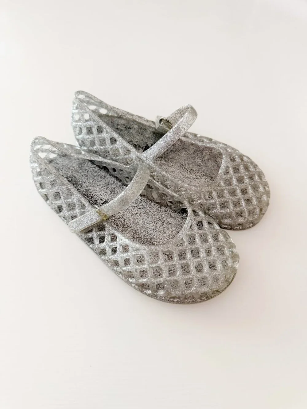 Old Navy Silver Glitter Mary Jane Jelly Sandals • Girls Size 10